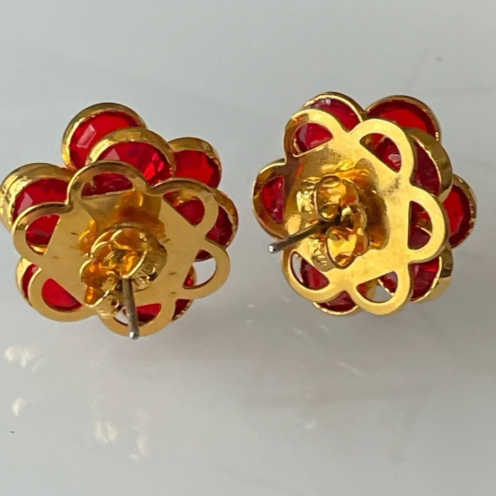 Vintage Red Crystal Rivière Layered Blooming Flower Goldtone Post Stud Earrings